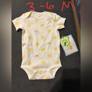 Primary Cream Bodysuit with Sun and Rainbow Pattern